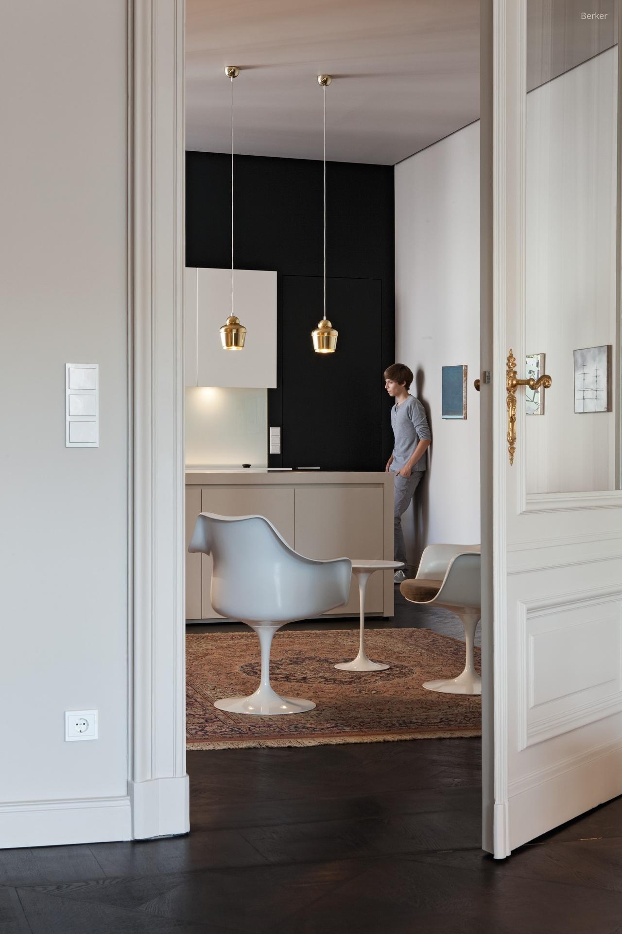 Tripla kapcsoló - nappali ötlet, modern stílusban