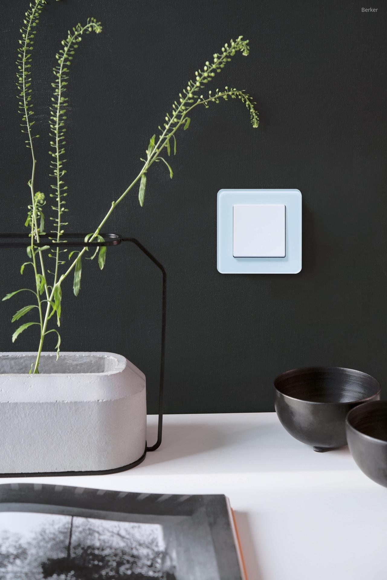 Elegáns villanykapcsoló - nappali ötlet, modern stílusban