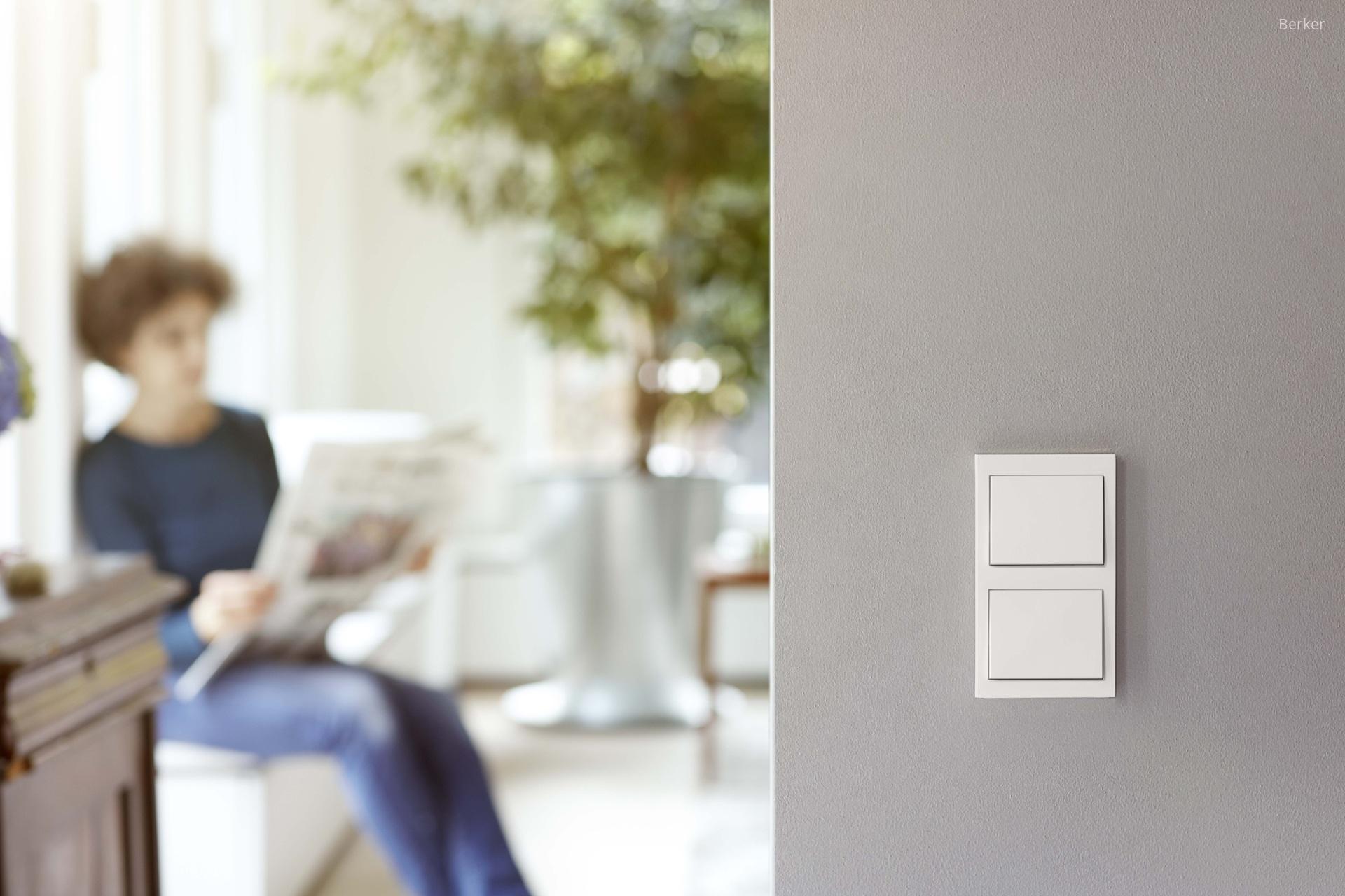 Dupla kapcsoló - nappali ötlet, modern stílusban