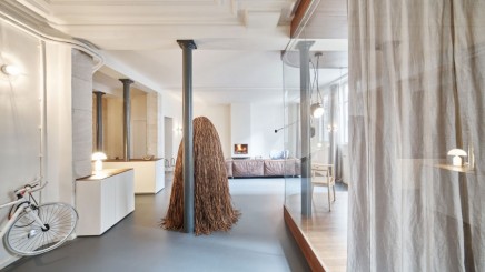 Párizsi kétszintes loft szokatlan megoldásokkal Párizsi kétszintes loft szokatlan megoldásokkal full_0