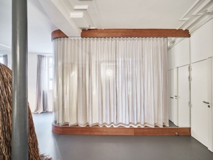 Párizsi kétszintes loft szokatlan megoldásokkal Párizsi kétszintes loft szokatlan megoldásokkal full_5