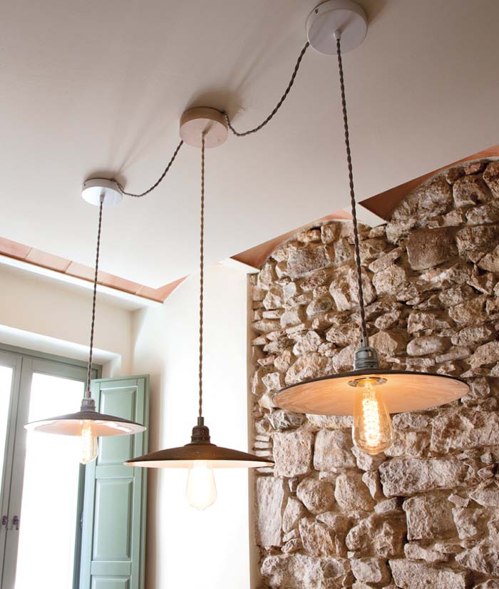 Piros polc, fekete konyha és egyéb érdekességek Piros polc, fekete konyha és egyéb érdekességek full_23