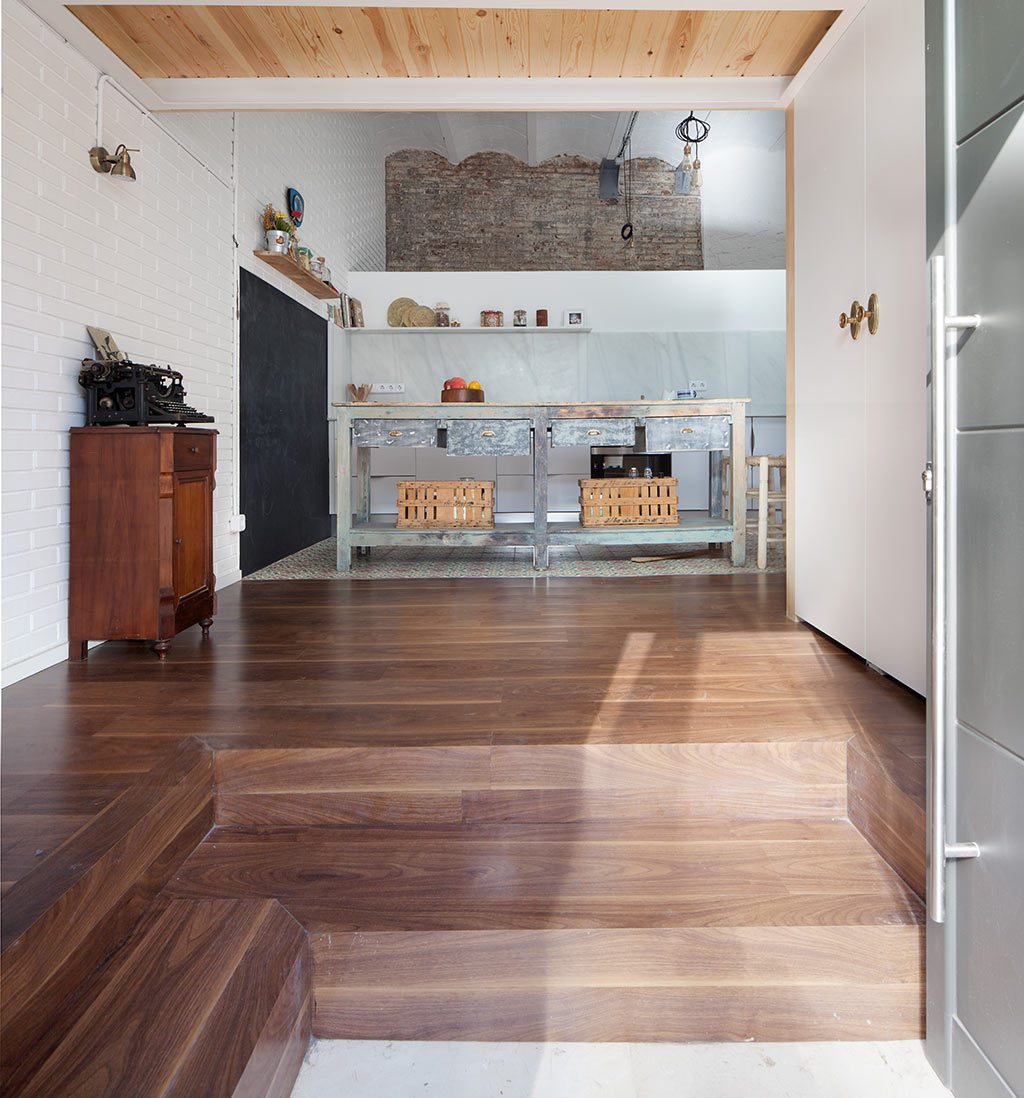 Ágy a dobogón Ágy a dobogón full_5