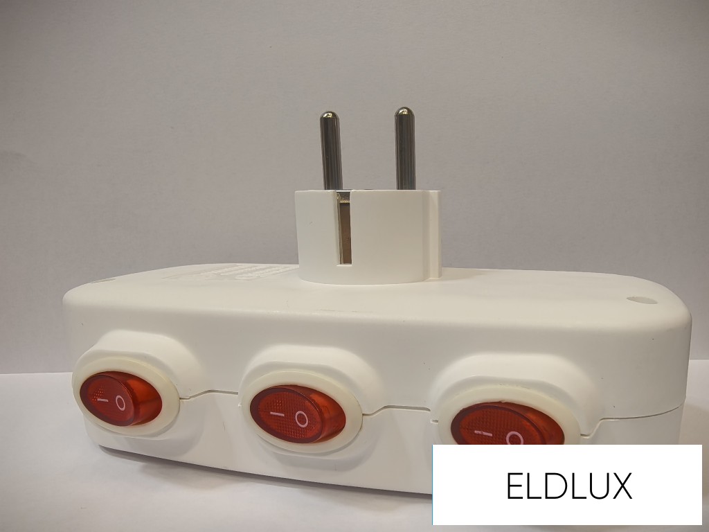 Elosztó 3x type F kapcsolóval IP20