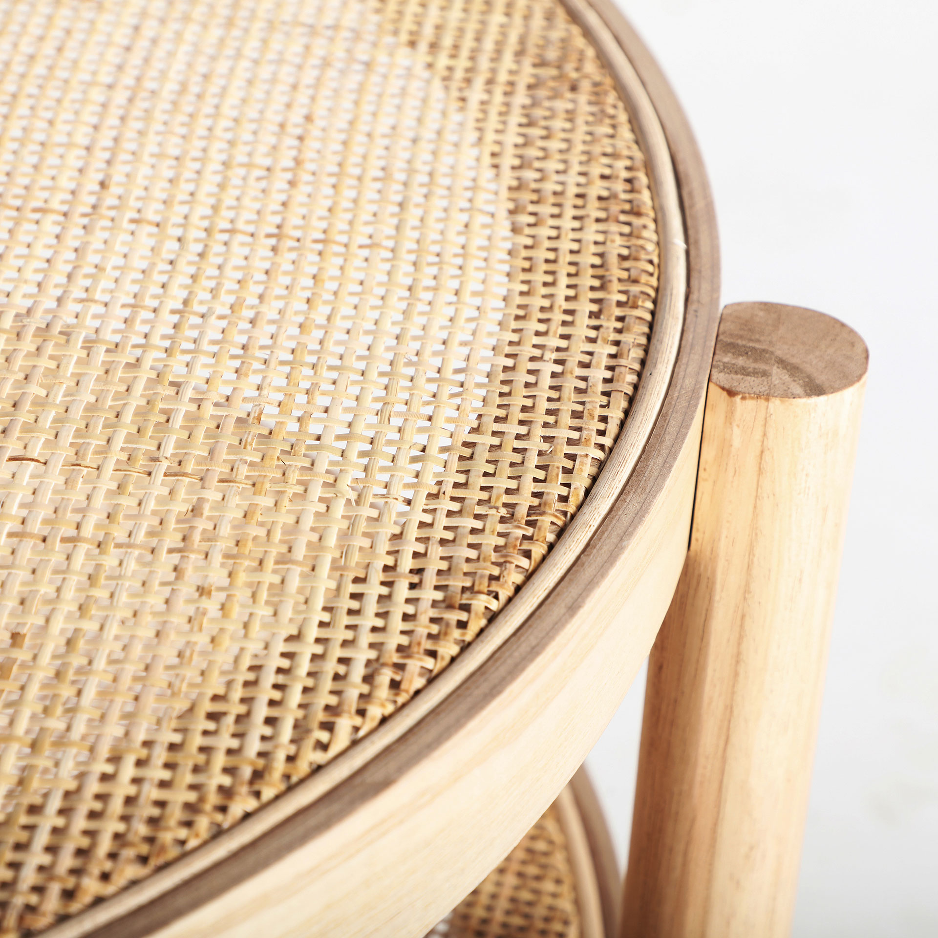 IKLA Dohányzóasztal