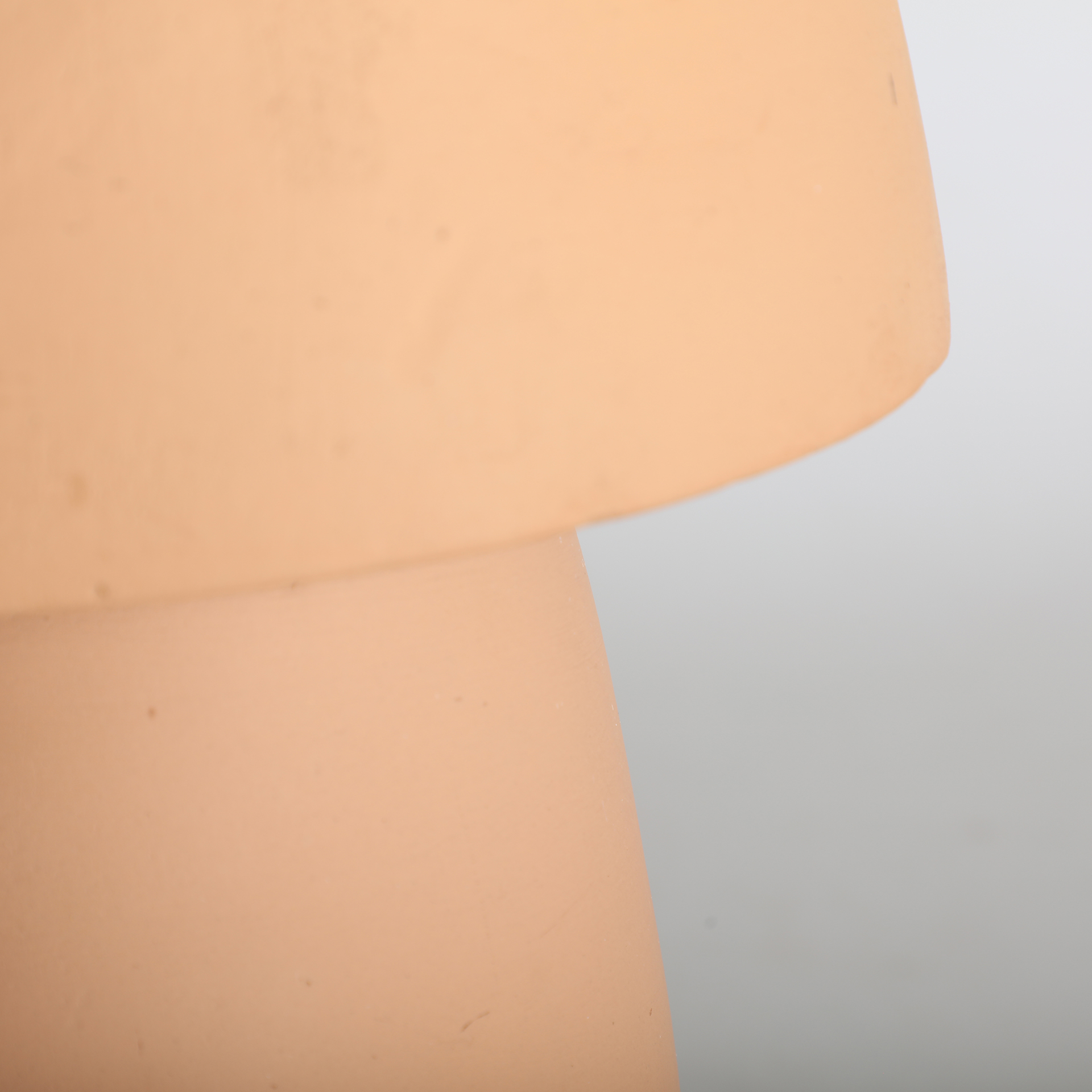 SWAHILI Asztali lámpa