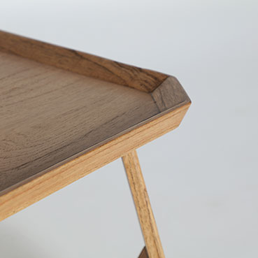 BUSHEY Dohányzóasztal