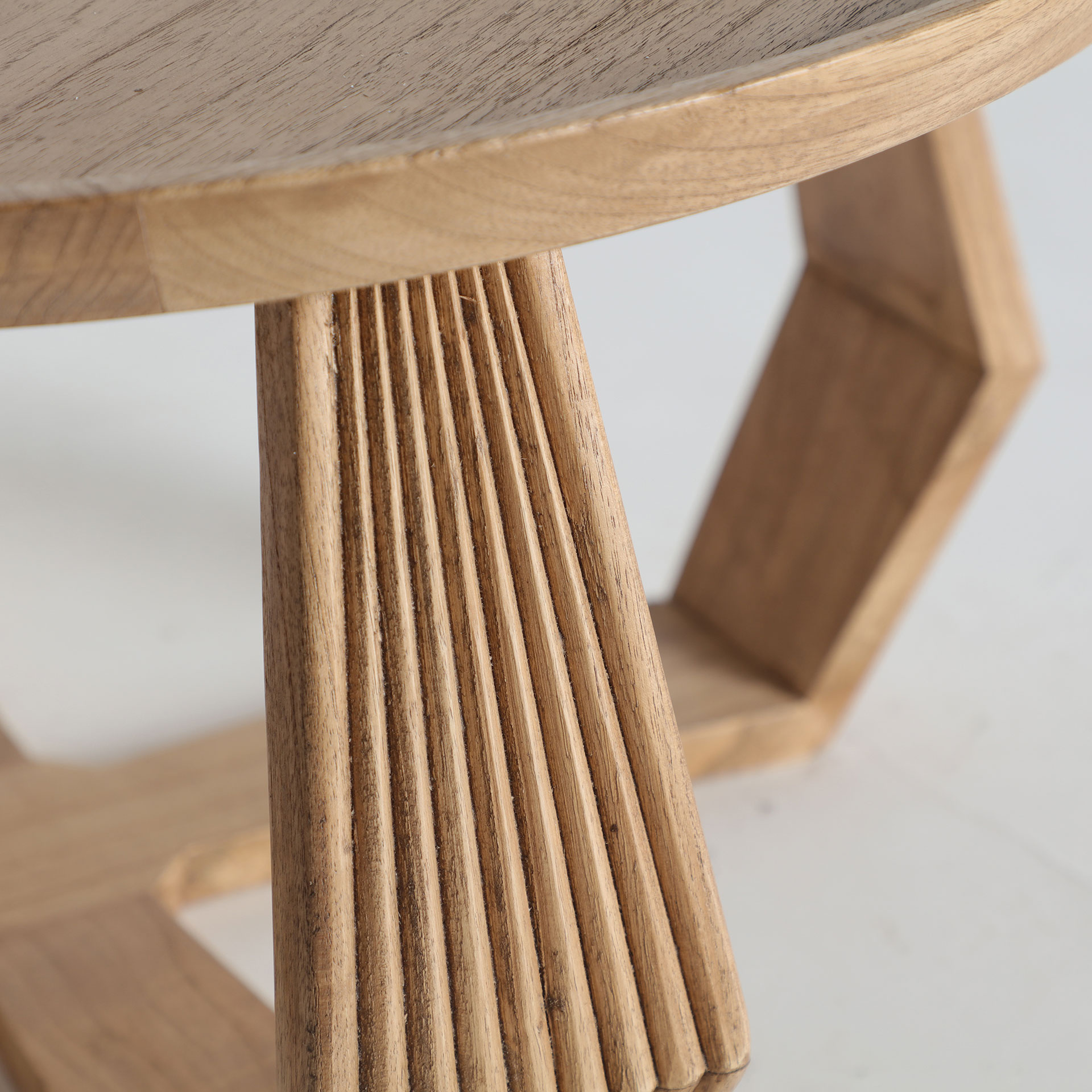 BUSHEY Dohányzóasztal