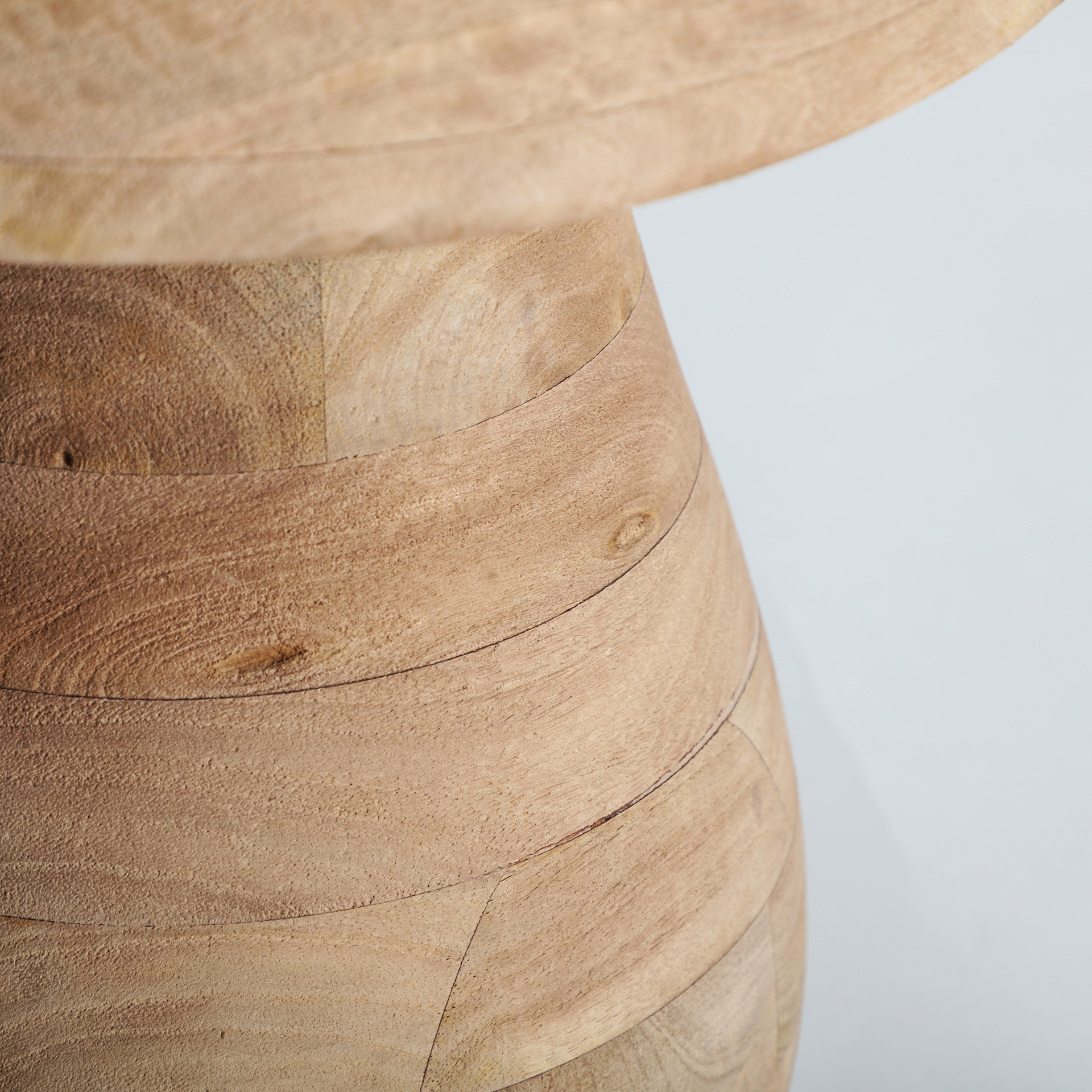 VOLSTED Asztali lámpa