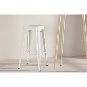 deLOHN Tempe Bárszék