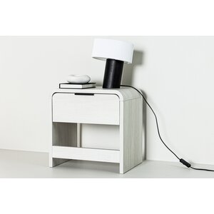 deLOHN Lyngdal Kisasztal